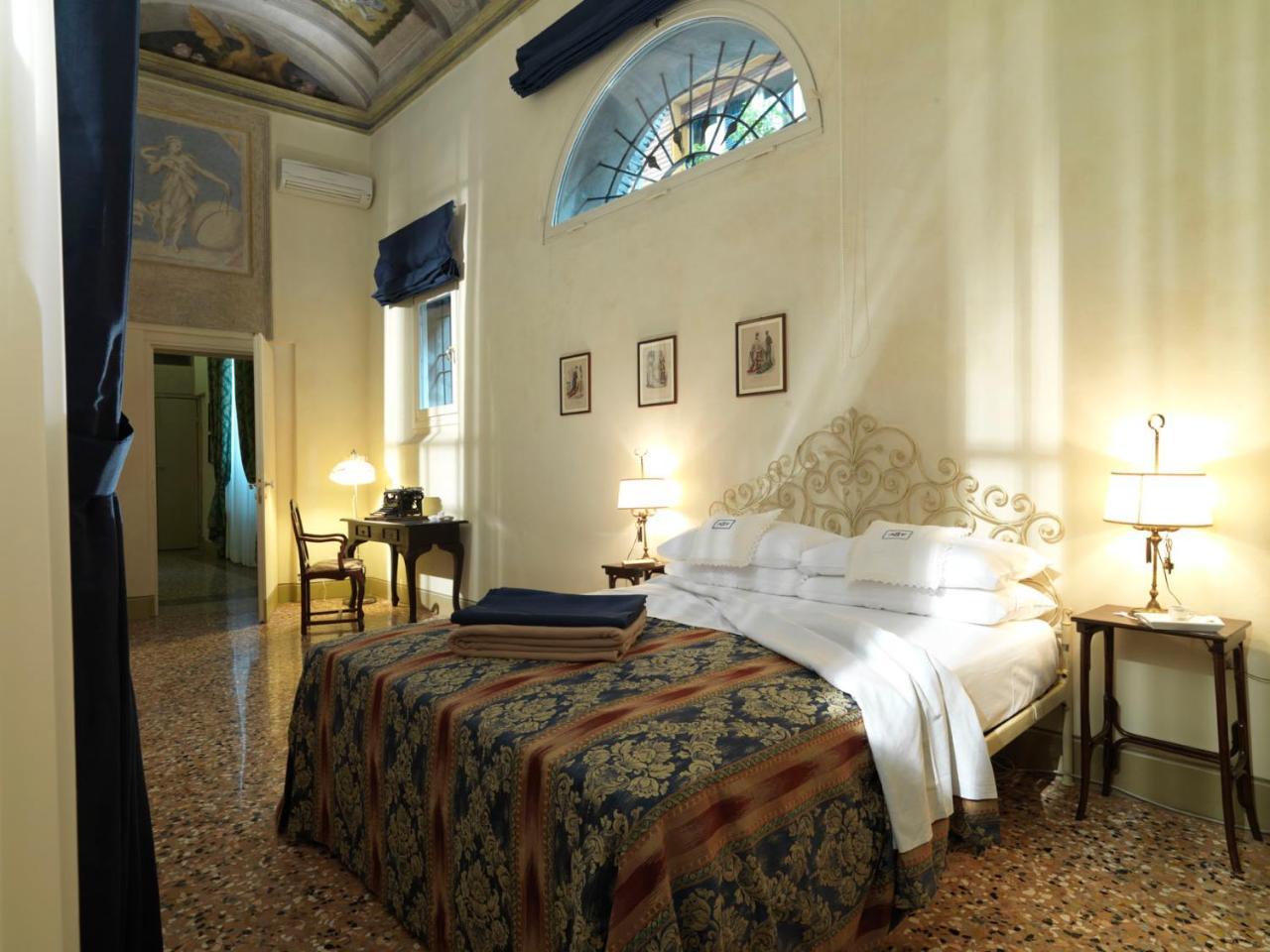 Antica Casa Zucchini B&B Bologna Luaran gambar